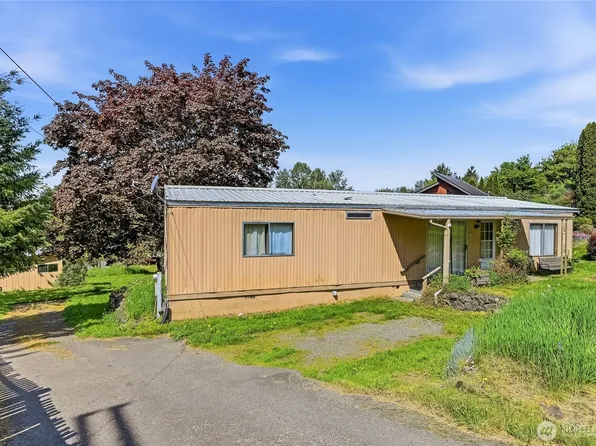 32711 Commission Avenue, Black Diamond, WA 98010