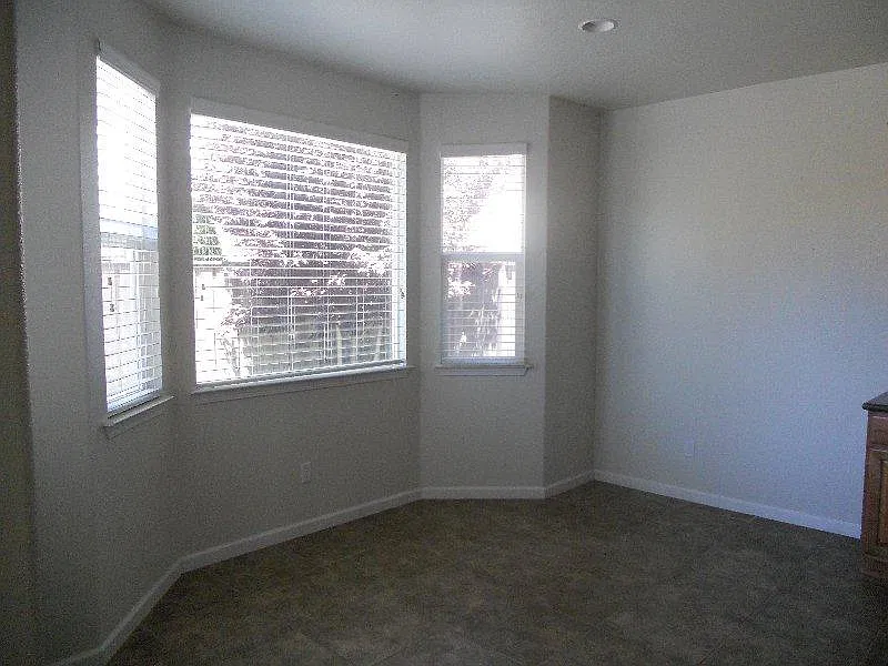 Sailpointe Ave, Stockton — Photo 4