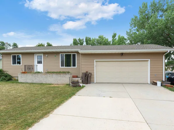 507 Cardinal Ct, Box Elder, SD 57719