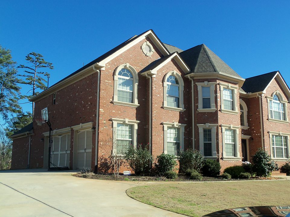 2nd image of 2601 Lake Erma Dr