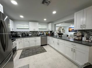11351 SW 40th Ter #0, Miami, FL 33165