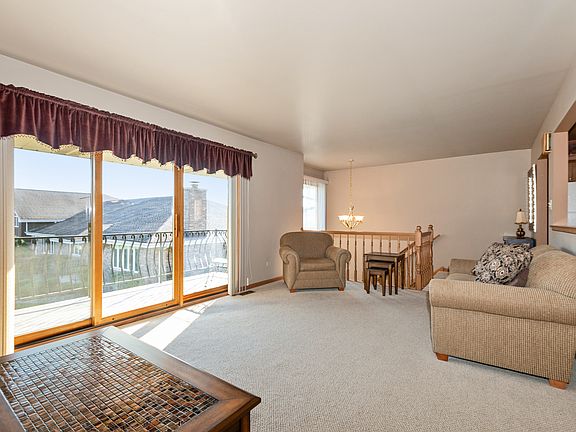 5th image of 10625 Lynn Dr #117