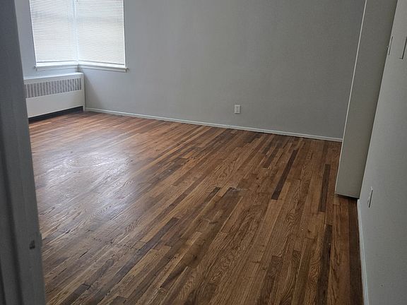 5th image of 10 S West St APT 2F