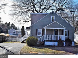 538 6th Ave, Warminster, PA 18974