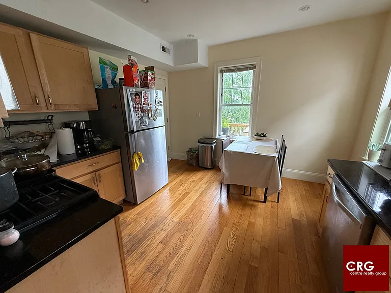 74 Brooks St #2L — Photo 9