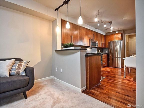 4th image of 124 Bellevue Ave E Unit 507