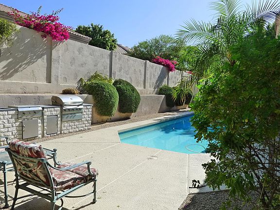 3rd image of 12530 E Poinsettia Dr