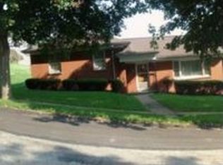 1 Woodrow St, Lyndora, PA 16045