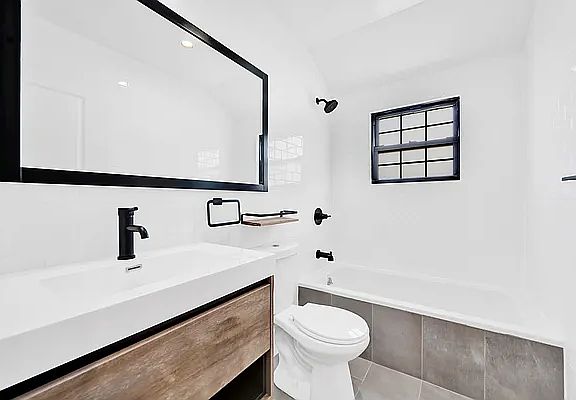 5th image of 196-15 120th Ave #2