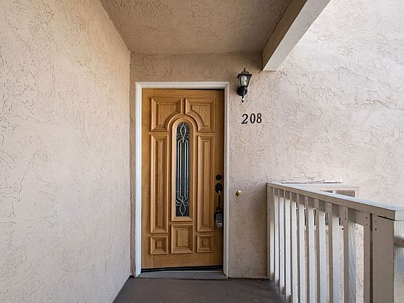 4th image of 1075 N Escondido Blvd Unit 208
