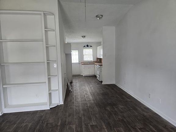 5th image of 113 Toby Cir Unit A