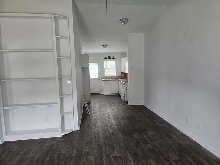 113 Toby Cir #A — Photo 5