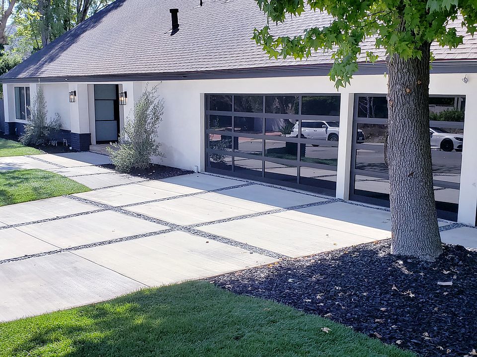 1st image of 3781 Corbin Ave