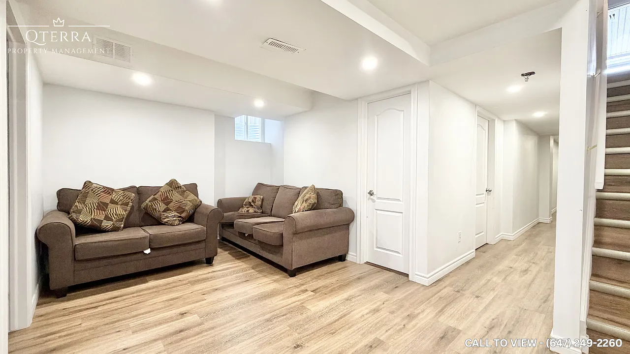 2 bed, 700 sqft, $1,650 — Photo 1