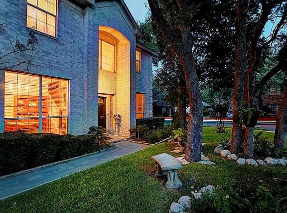 3rd image of 8100 Miller Falls Dr