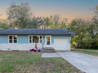 2101 N Columbia Ave, Springfield, MO 65803