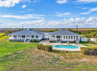2612 1st St, Bayside, TX 78340