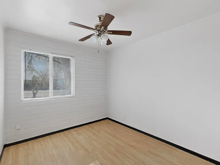 6203 Trowbridge Dr — Photo 26
