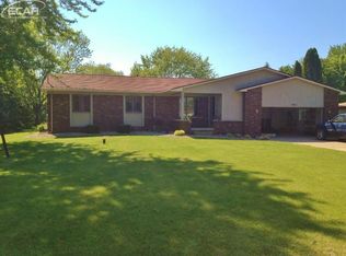 2054 Winthrop Dr, Swartz Creek, MI 48473