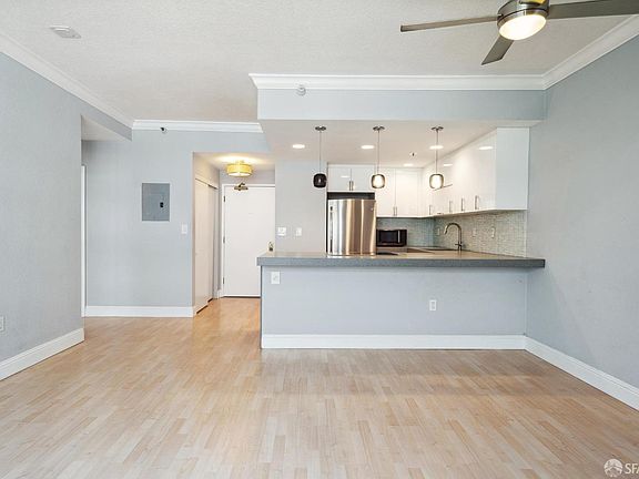 5th image of 201 Harrison St APT 217
