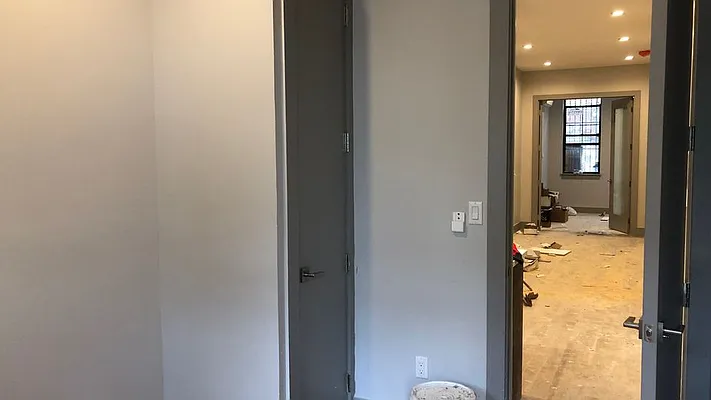 Rented by Nooklyn NYC LLC | media 11