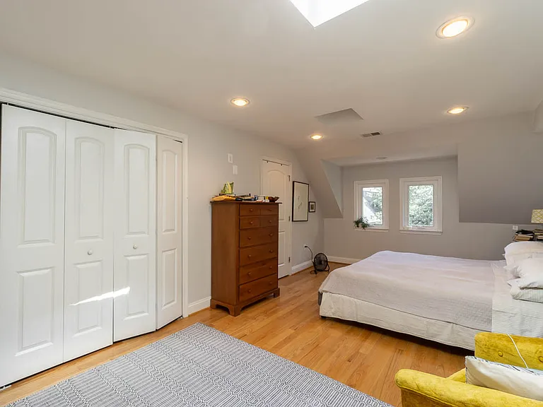 904 Webster St NW — Photo 30