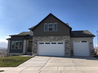 493 W Woodland Rd, Saratoga Springs, UT 84045