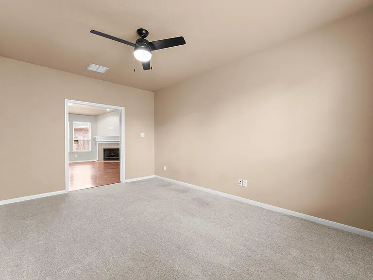 21127 Gladys Yoakum Dr — Photo 22