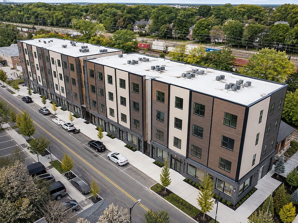 1st image of 197 Roseville Ave #8