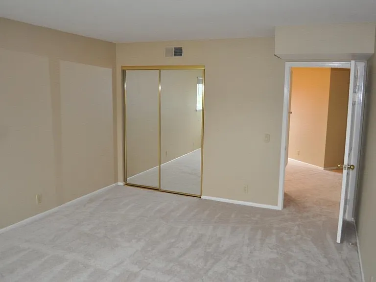 2920 Union St #301 — Photo 8