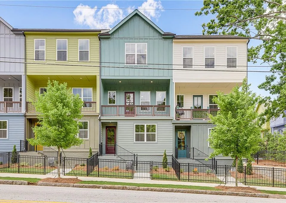 1390 Cozy Cir SE
