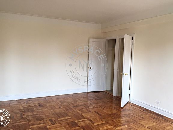 2nd image of 2828 Kings Hwy APT B4