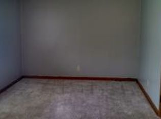 710 S Hunter St, Wichita, KS 67207