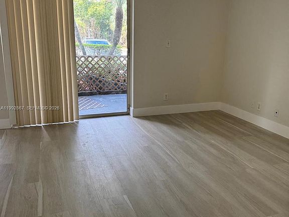 4th image of 5760 Rock Island Rd APT 304
