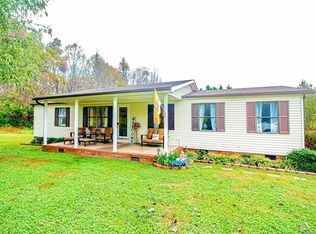 3239 Amity Hill Rd, Statesville, NC 28677