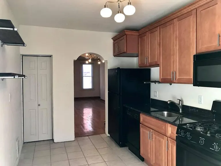 kitchen to DR