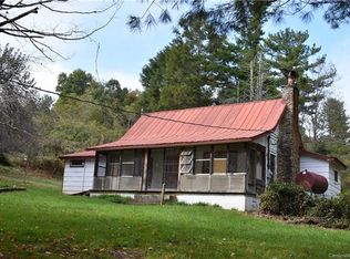 10 Snow Hill Dr, Burnsville, NC 28714