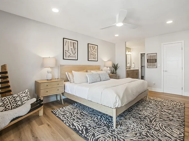 909 Coast Blvd #12 — Photo 21