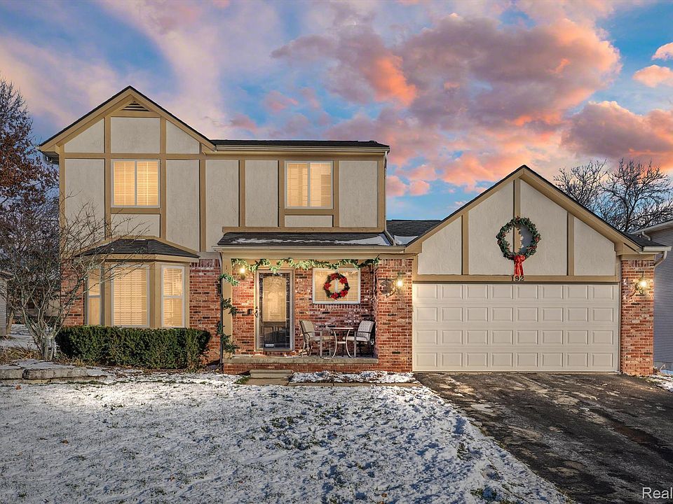 1st image of 192 Eagle Crest Dr
