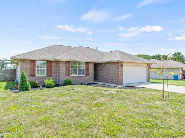 710 W Lake Avenue, Clever, MO 65631