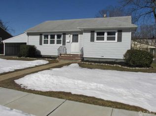 45 Clipper Ave, Edison, NJ 08817