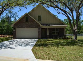 519 Upland Woods Rd, Cantonment, FL 32533