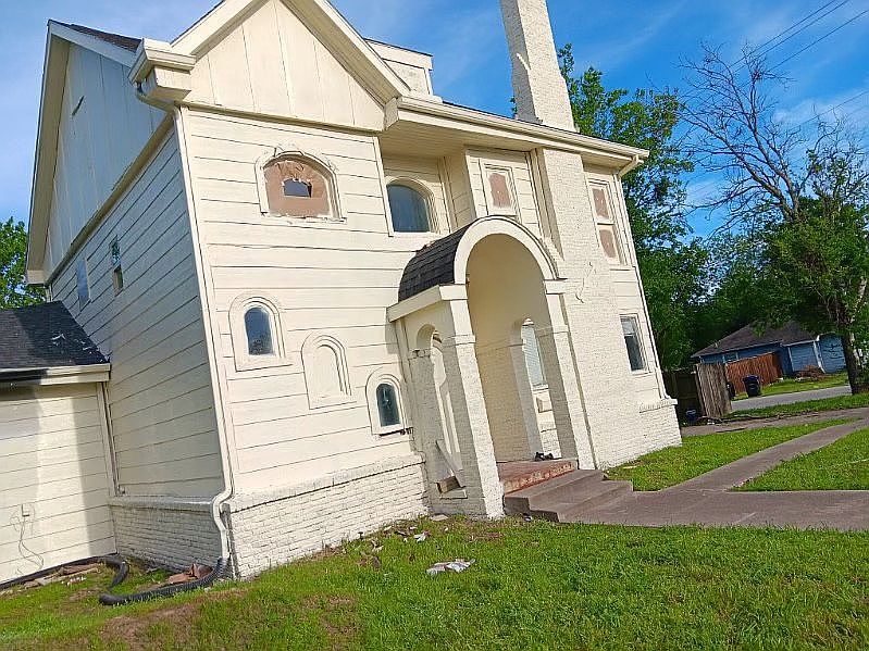 1st image of 1727 Walnut St