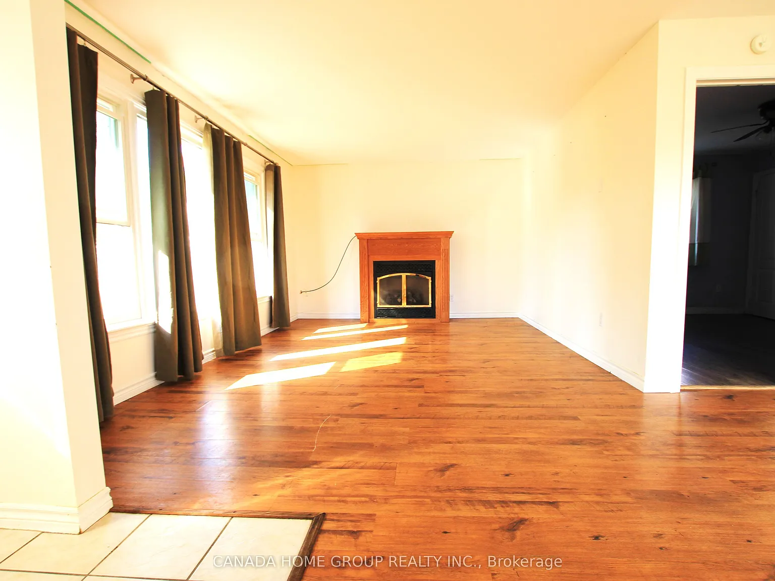 2 bed, $2,449 — Photo 4