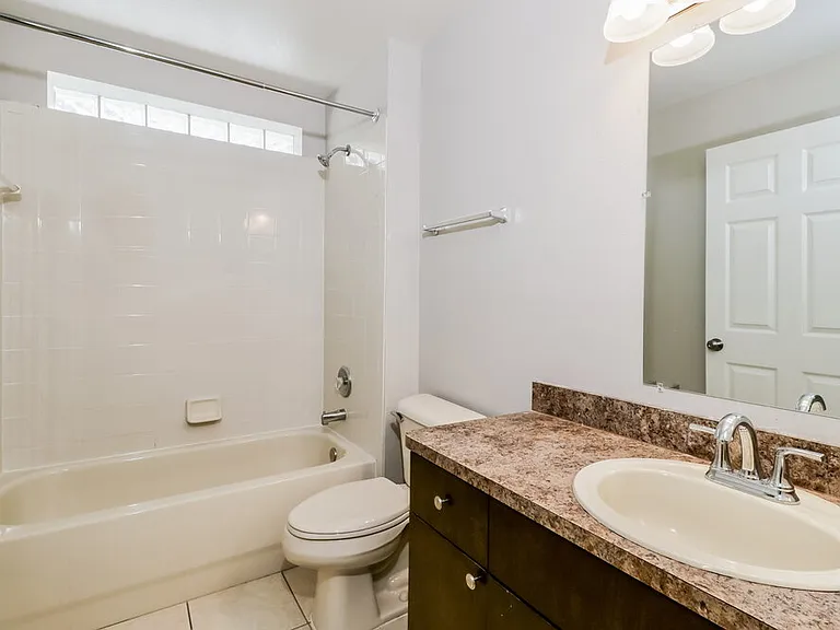 22501 Crows Nest Ct — Photo 17