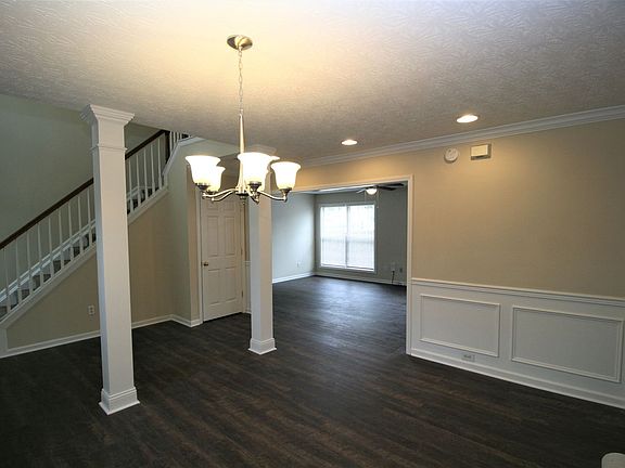 3rd image of 501 Wellington Gardens Dr