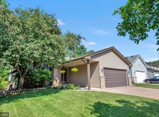 2283 6th St N, North Saint Paul, MN 55109