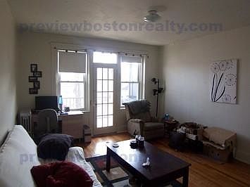 2nd image of 127 Sutherland Rd #Sdo