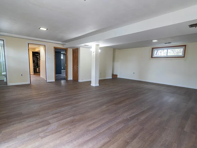 11312 Old Fort Rd — Photo 17