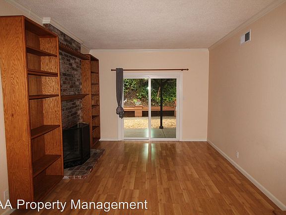 3rd image of 2022 Rainier Dr
